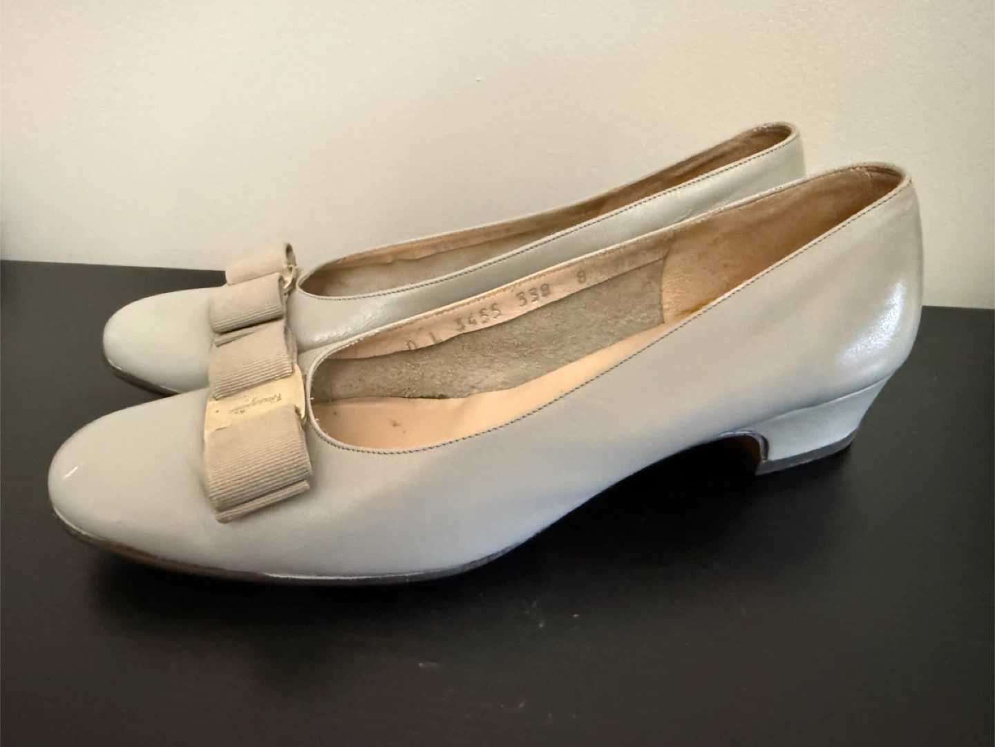 Salvatore Ferragamo Lillaz Vara- Gray Size 8AA - photo 3