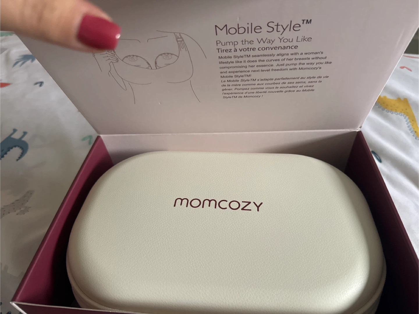 Momcozy Mobile Style Hands-Free Breast Pump Set - photo 2