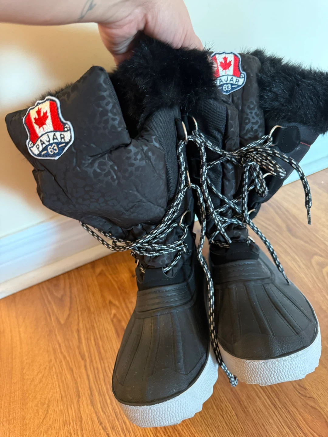 Pajar Canada Black Fur Trimmed Snow Boots