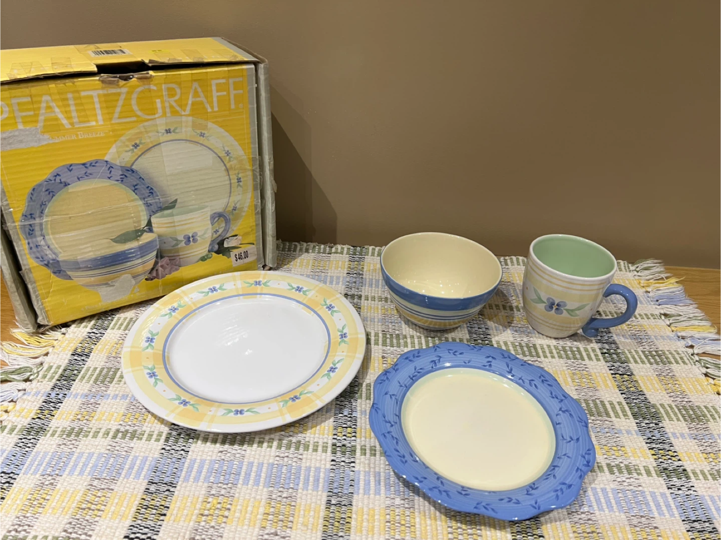 Pfaltzgraff Summer Breeze Dinnerware Set