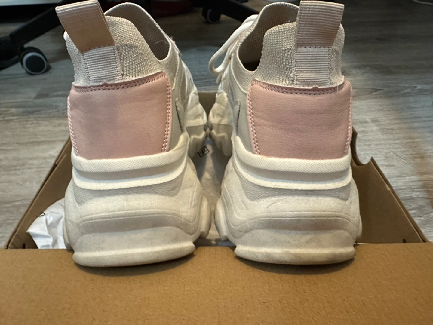 Sneakers Size 8 - photo 4