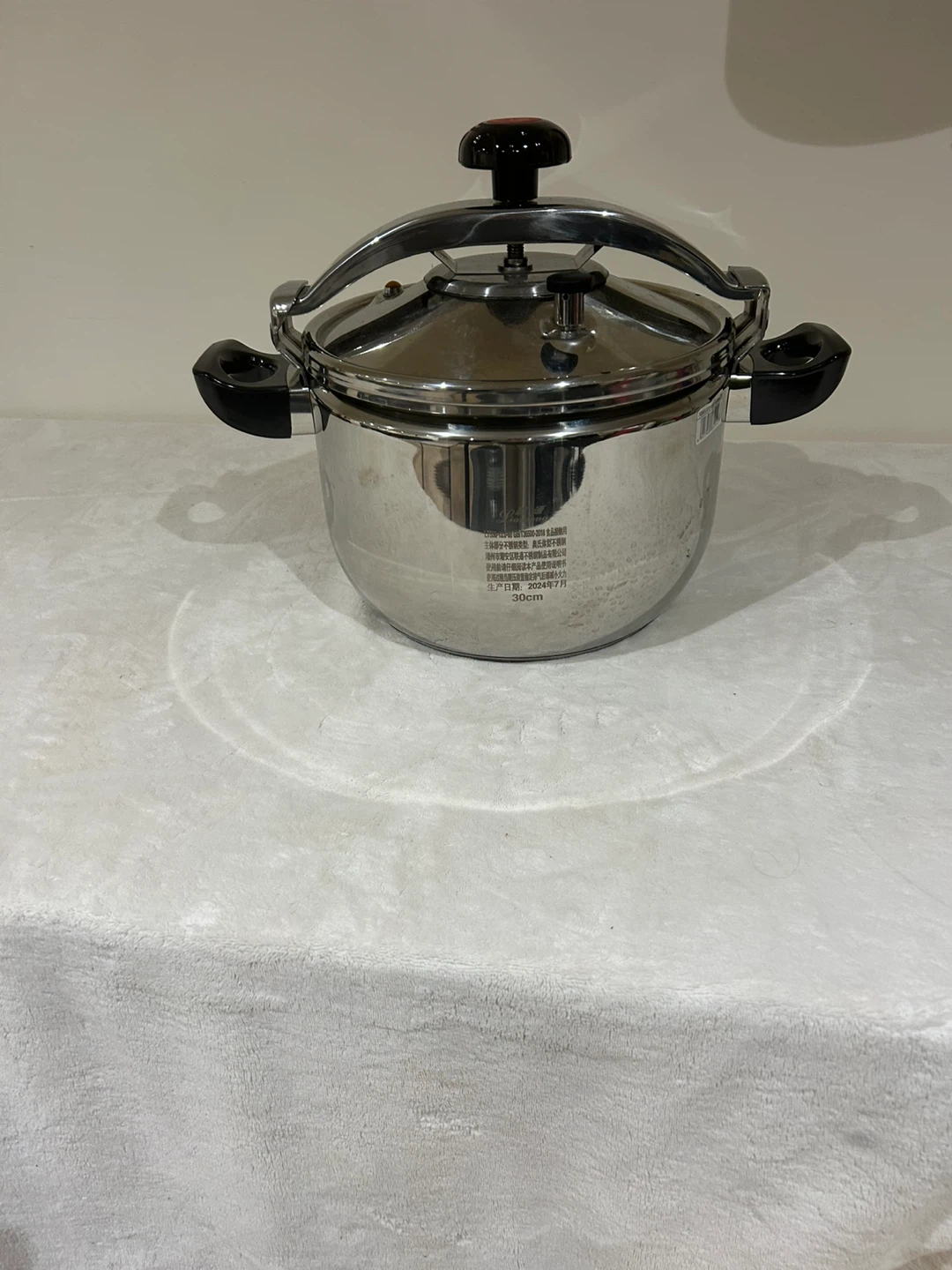 Brand new Stainless Steel Pressure Cooker 50cm - photo 3