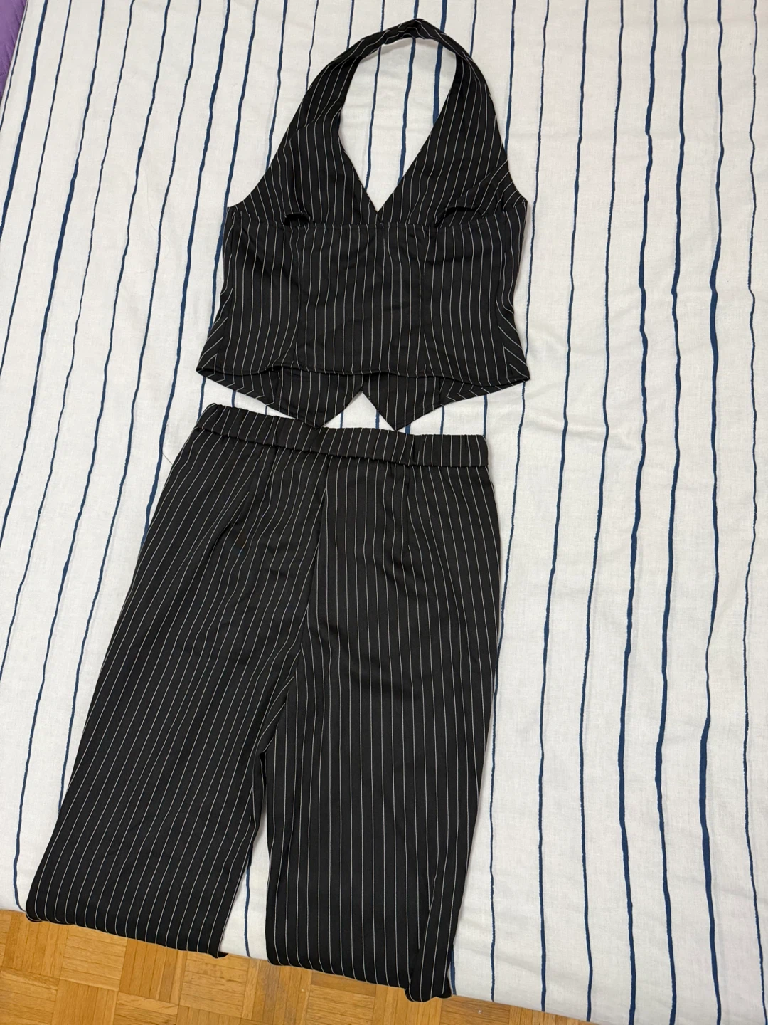 SHEIN Striped Halter Vest and Bell Bottom Pants Set - photo 4