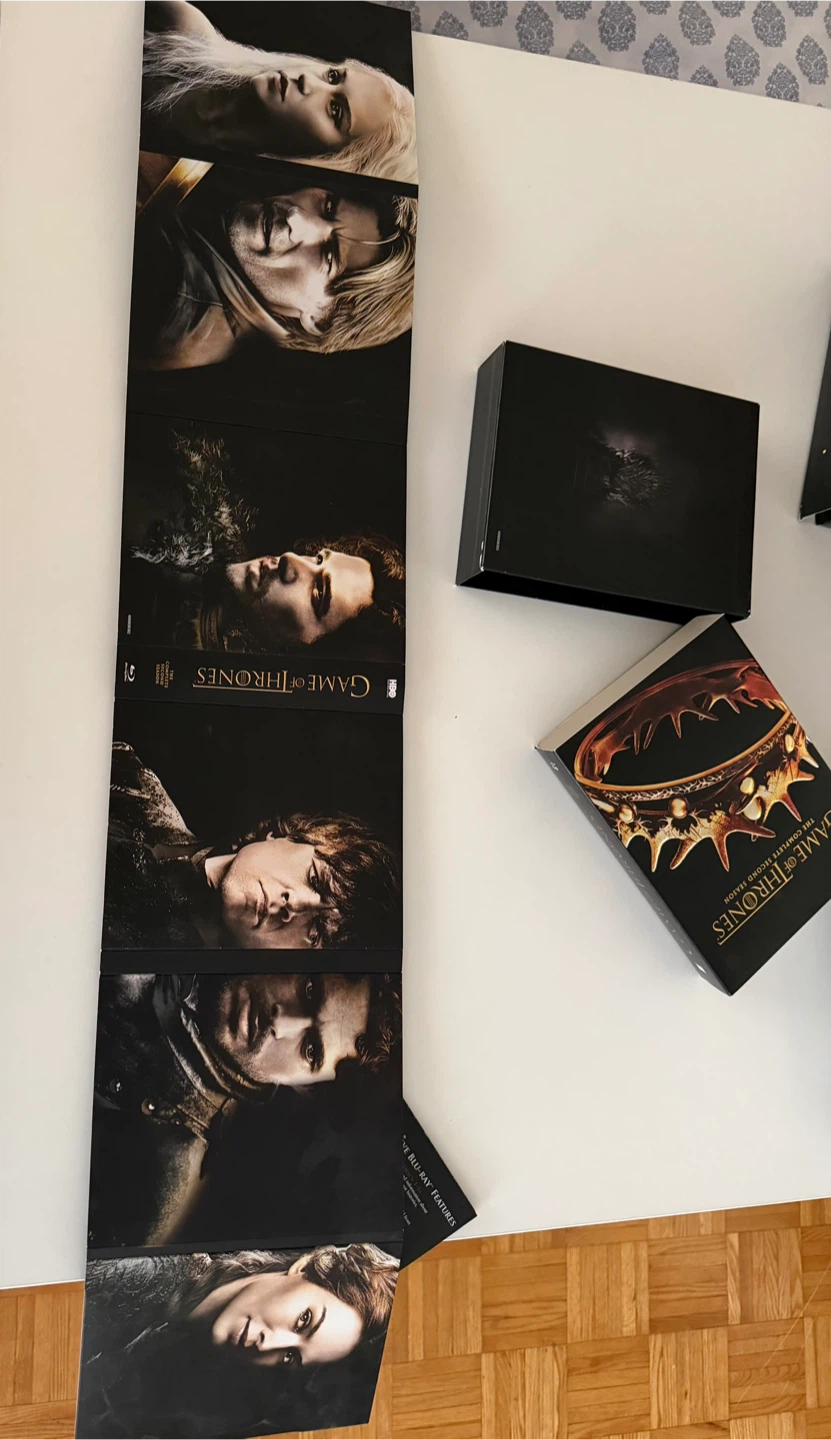 Game of Thrones: The Complete Second Season Blu-ray Box Set - photo 2