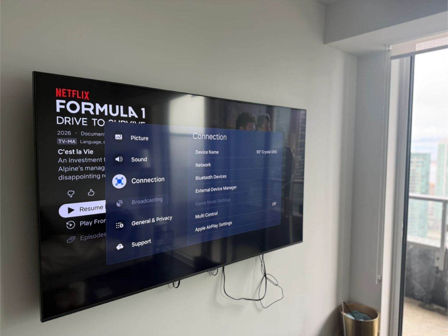 55" Crystal UHD TV - photo 3