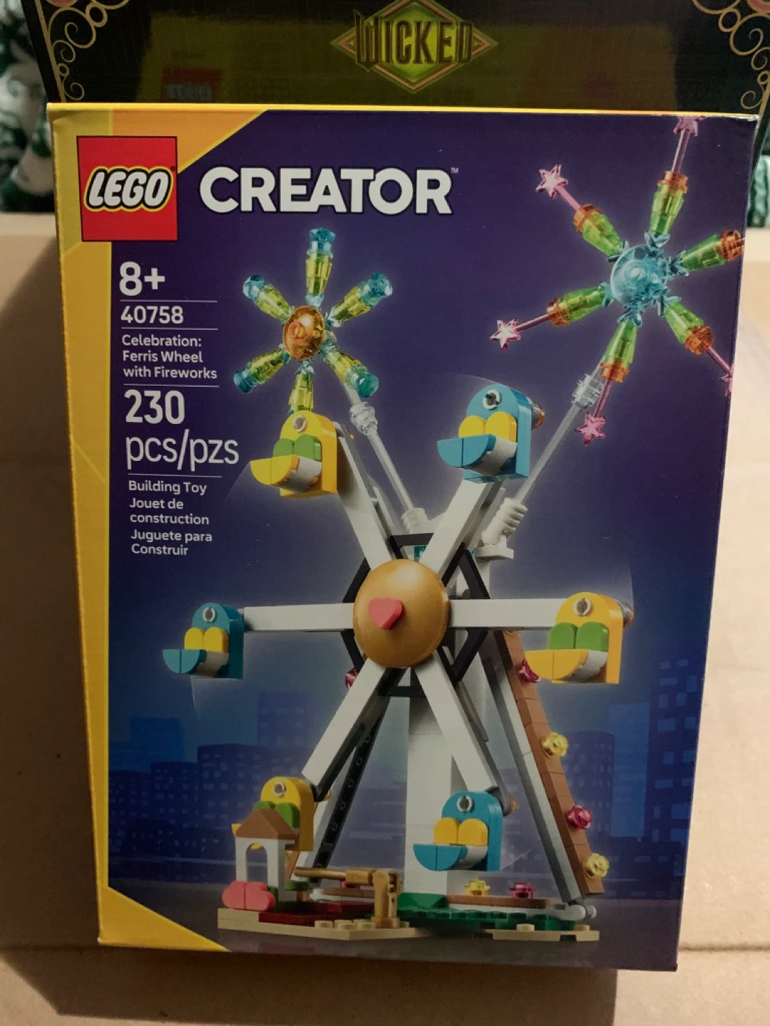LEGO Creator Celebration Ferris Wheel with Fireworks 40758 - photo 2