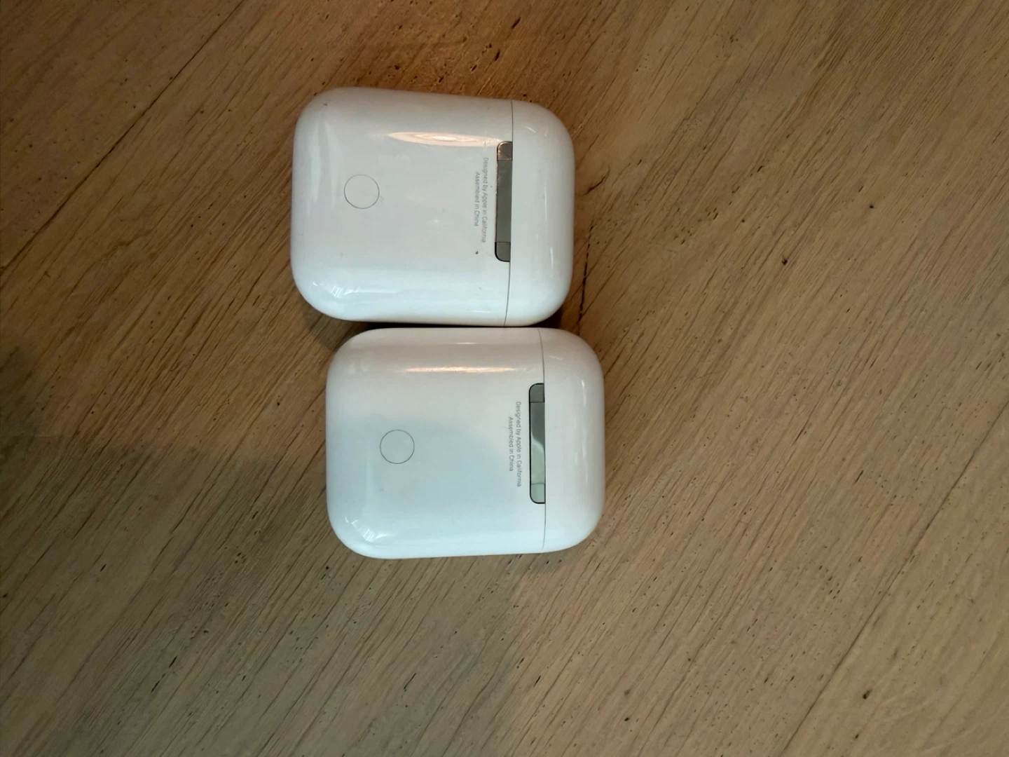 Apple AirPods (2nd Gen) with Charging Case - White - photo 4