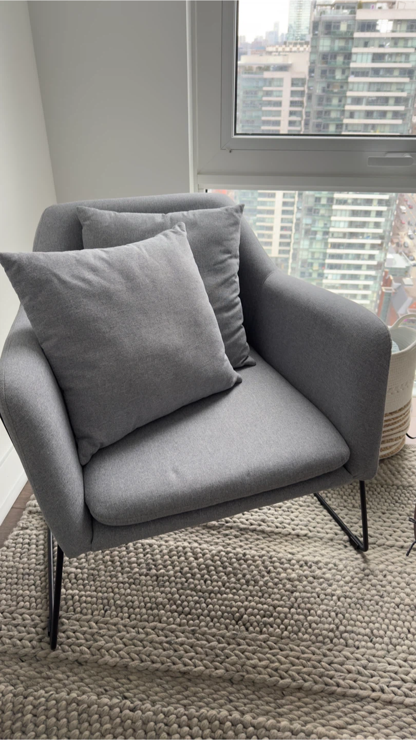 Grey Accent Chair with Two Throw Pillows - photo 3