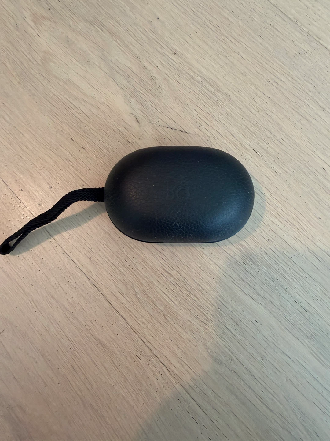 Bang & Olufsen Beoplay E8 2.0 Wireless Earbuds - photo 2