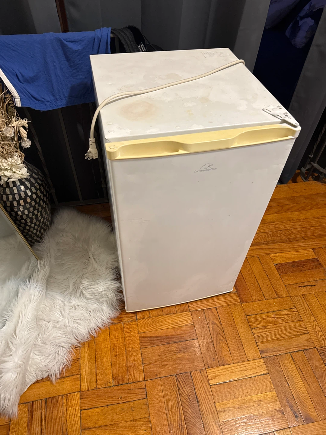 Compact Refrigerator