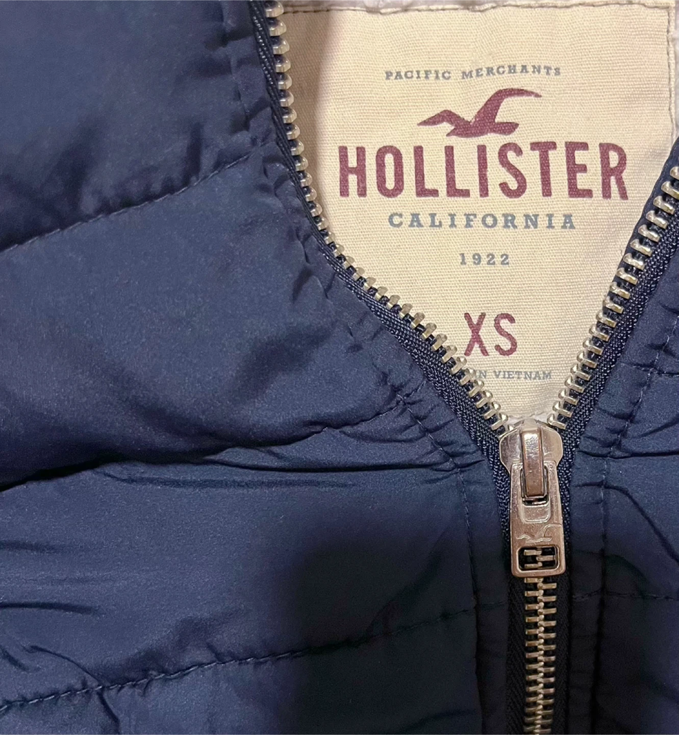 Hollister Navy Puffer Jacket XS - photo 3