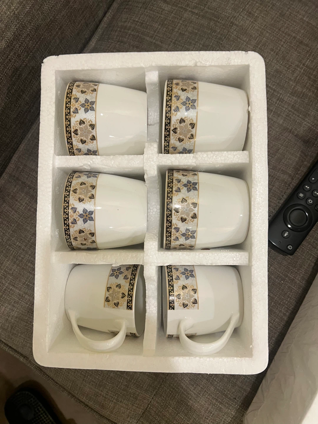 Set of 12 White Coffee Mugs with Decorative Band - photo 2