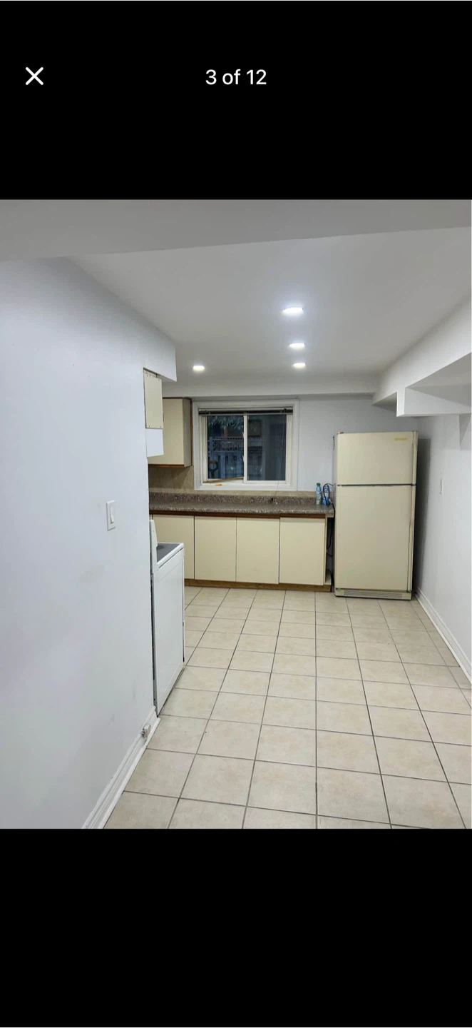 Bright 1-Bedroom Basement Unit – Close to Transit & Amenities - photo 3