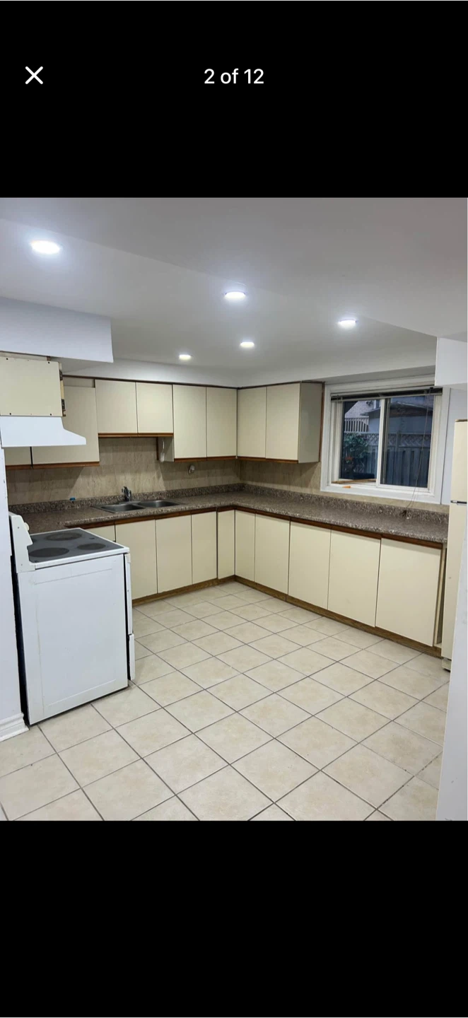 Bright 1-Bedroom Basement Unit – Close to Transit & Amenities - photo 2