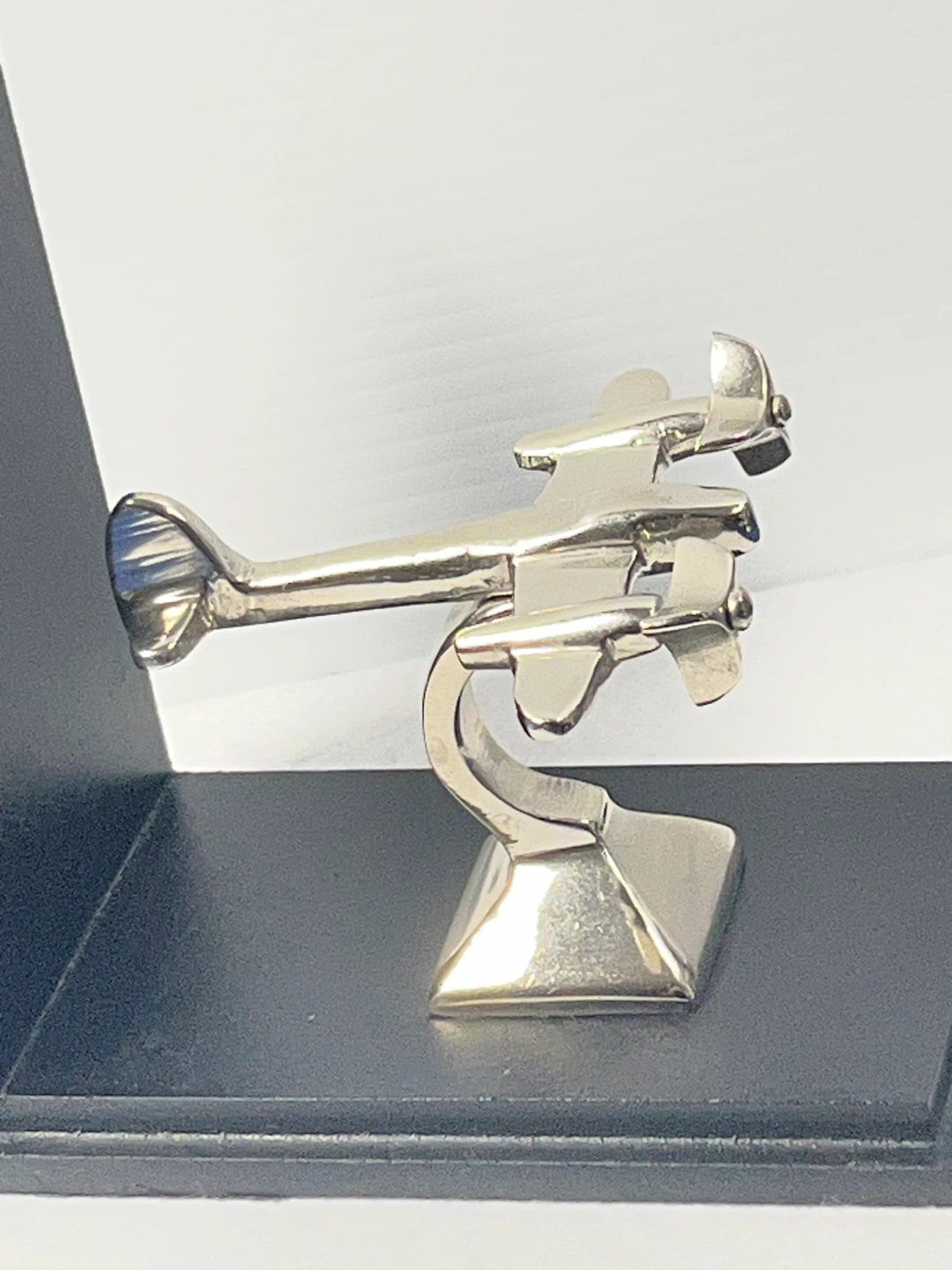Stylish Art Deco Airplane Desk Sculpture - photo 4