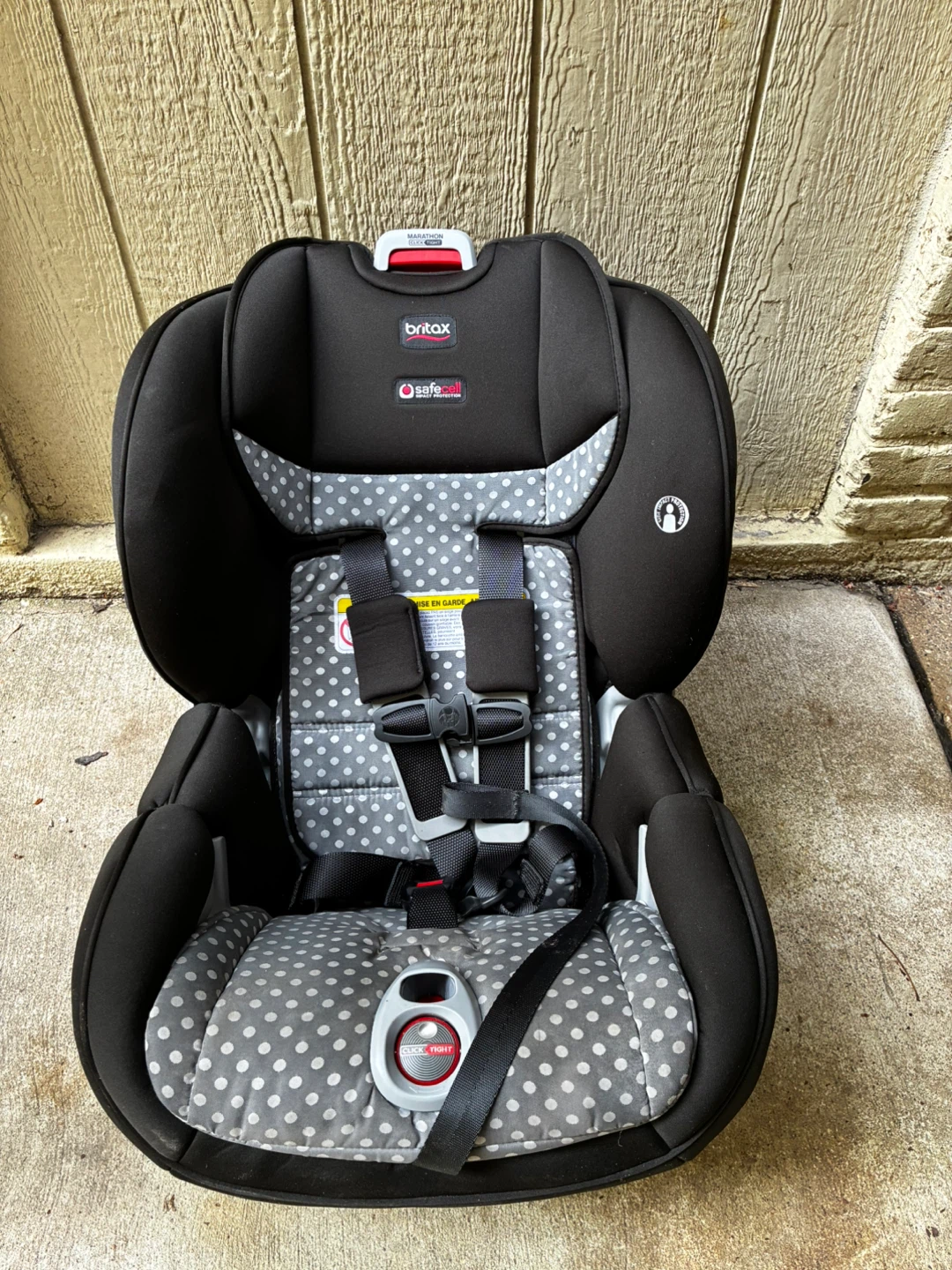 Britax Convertible Car Seat ClickTight – Gray Polka Dot