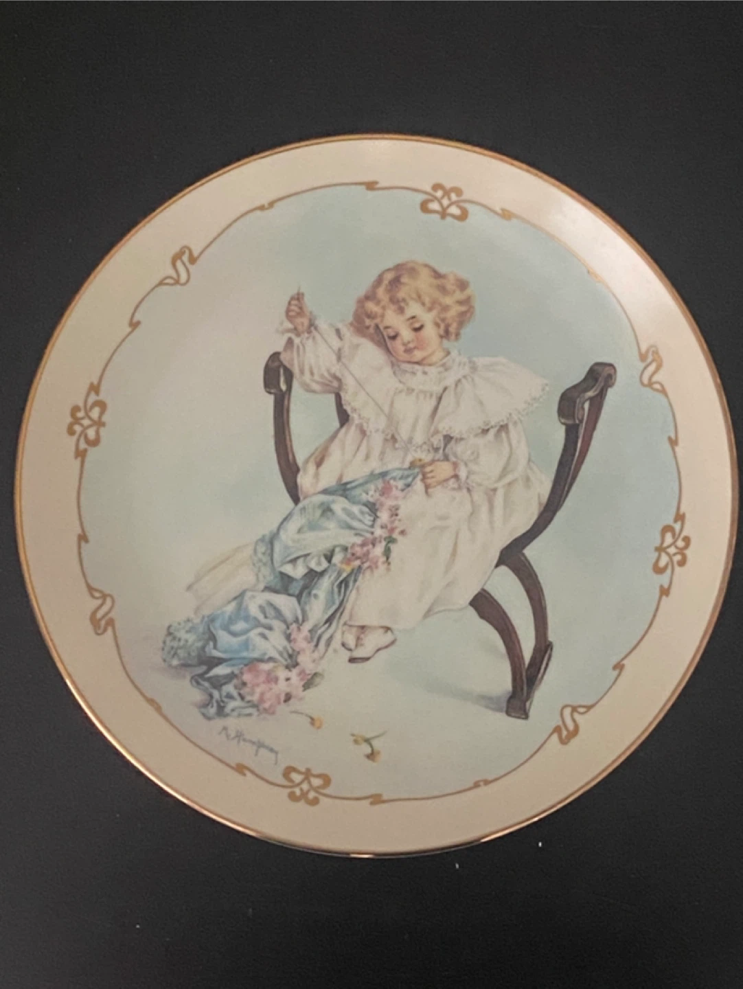 Vintage Collector Plates by Maud Humphrey Bogart! - photo 3