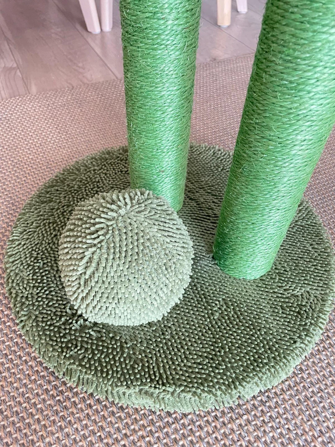 Green Cactus Cat Scratching Post with Ball Toy - photo 3