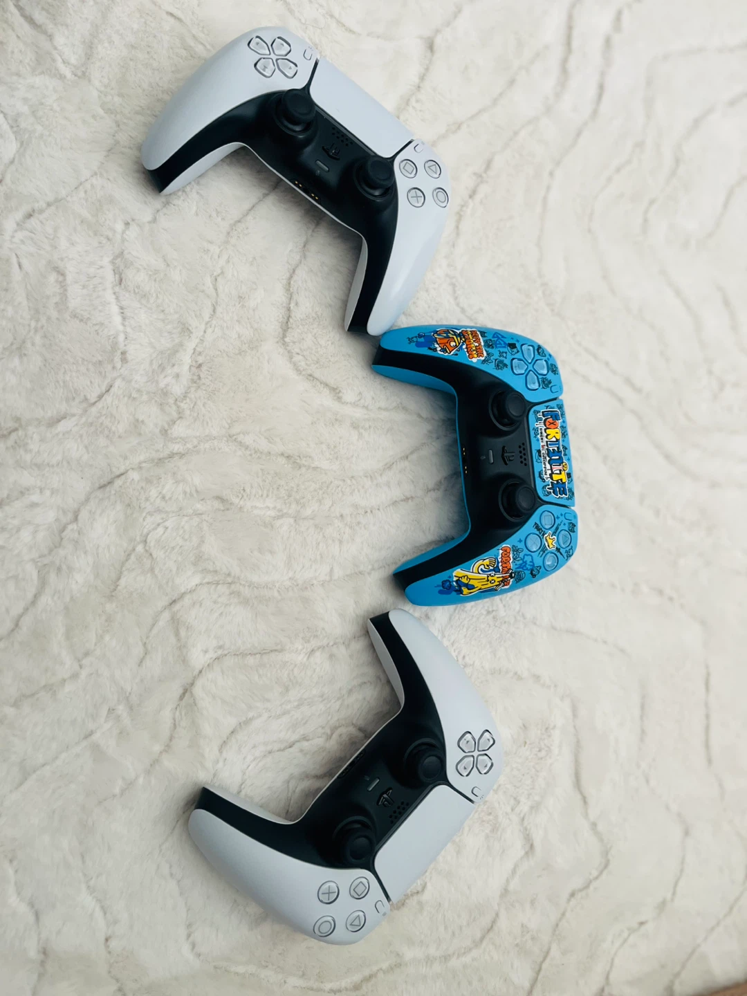 PlayStation 5 DualSense Controllers (3)
