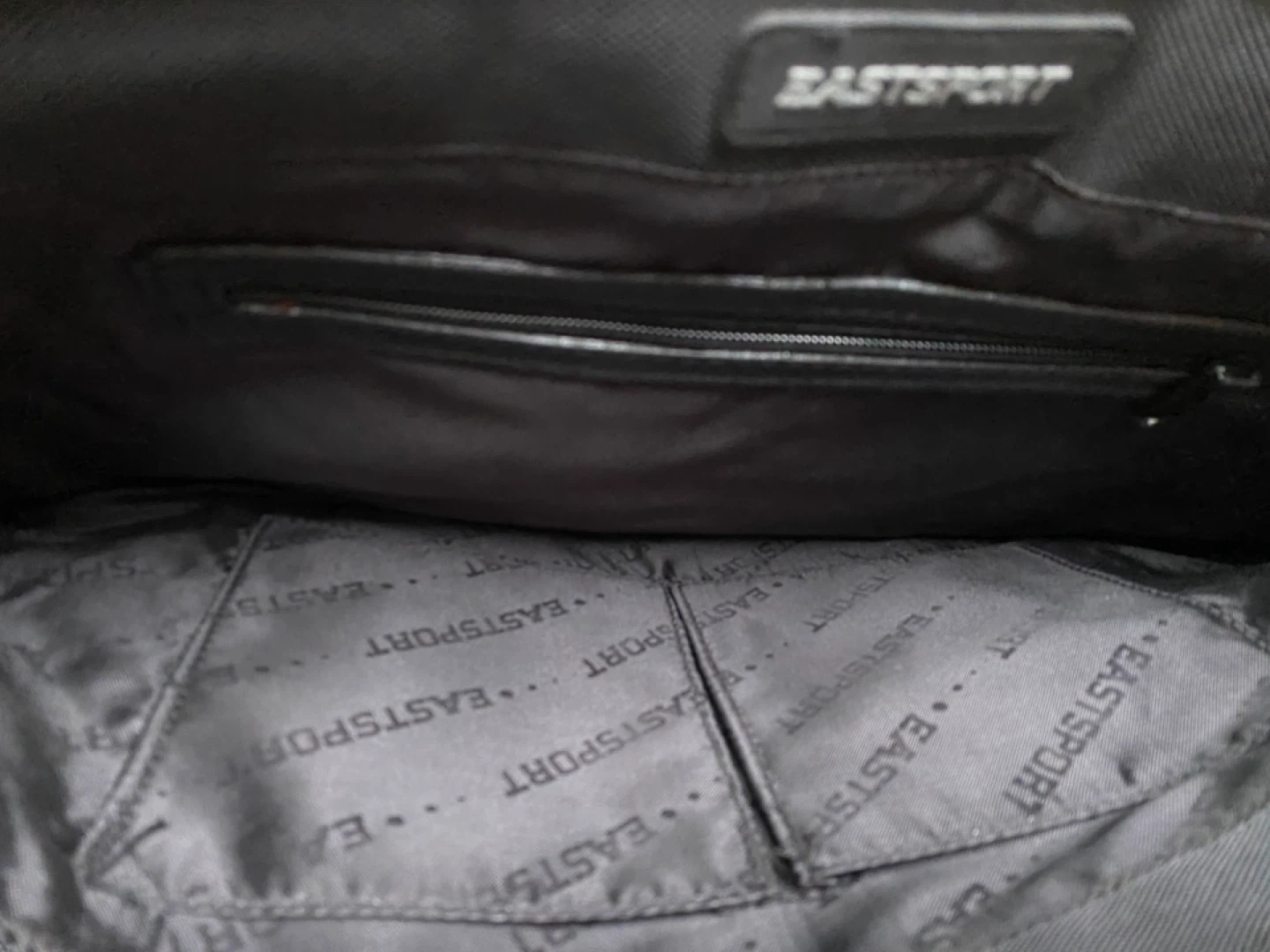 Eastpak Messenger Bag - Black - photo 4