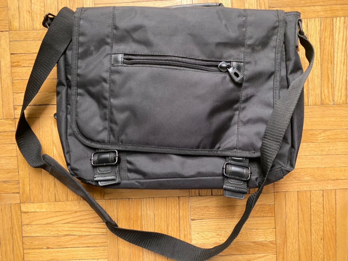 Eastpak Messenger Bag - Black