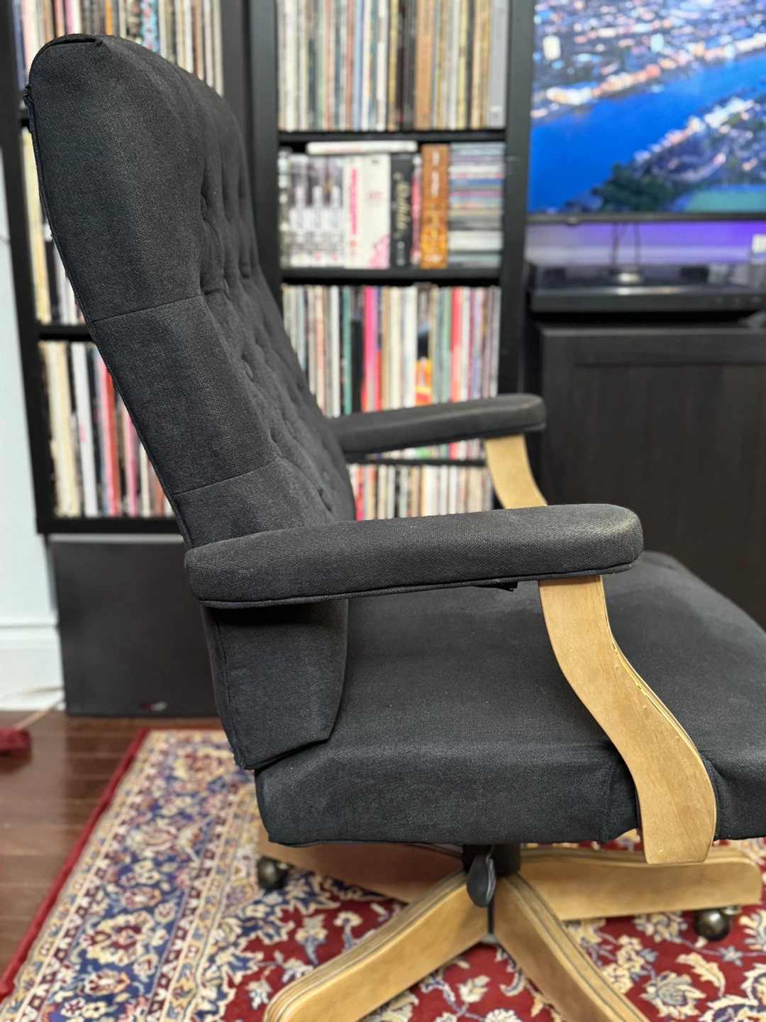 Dark Grey Upholstered Executive Office Chair with Tufted Back - photo 3