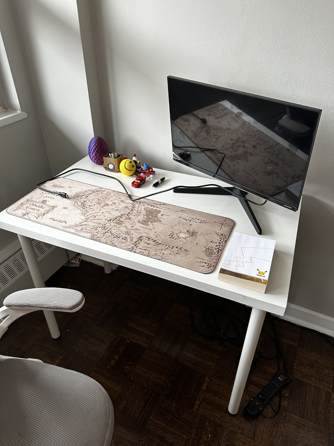 Minimal Office Setup for Sale | Desk + Ergonomic Chair - photo 2