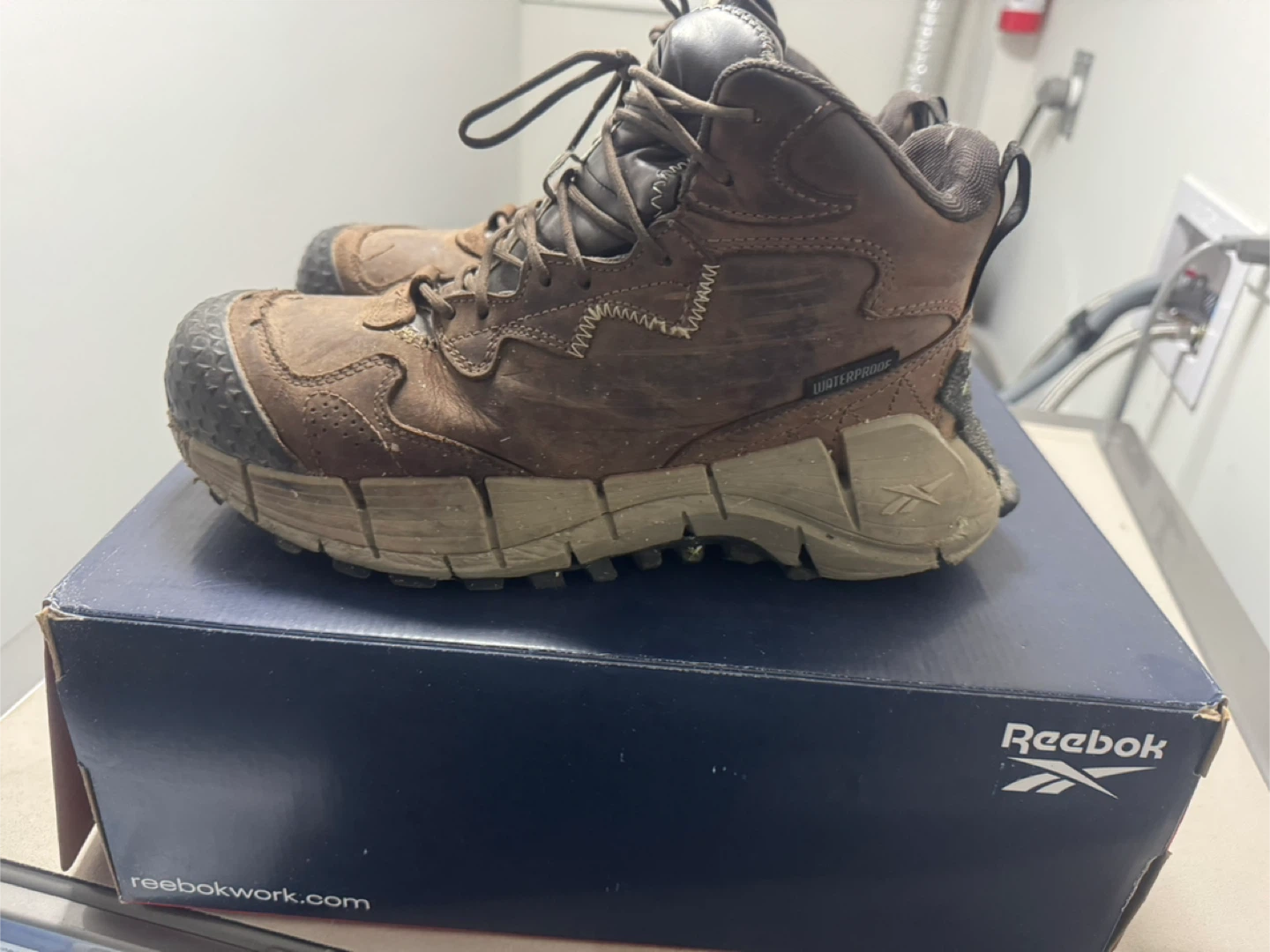 Reebook safety Work Men's Siz 9.5 W Boots
