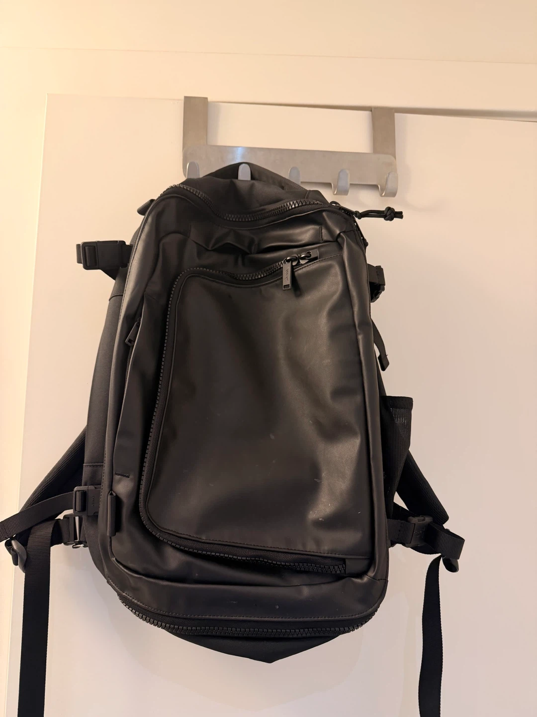 AWAY Active Convertible Backpack 25L - photo 2