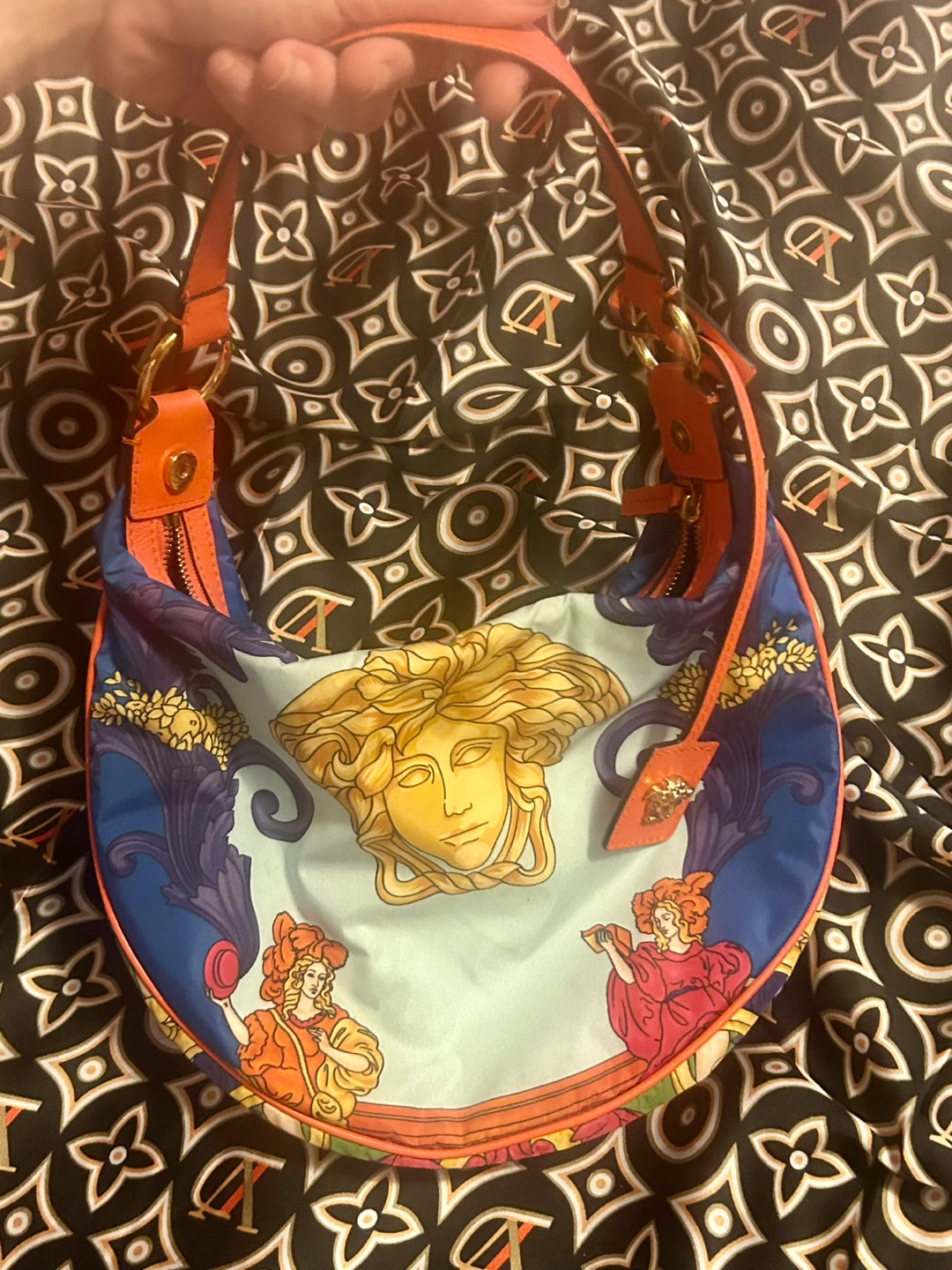 VERSACE MEDUSA RENAISSANCE HOBO SHOULDER BAG - photo 2