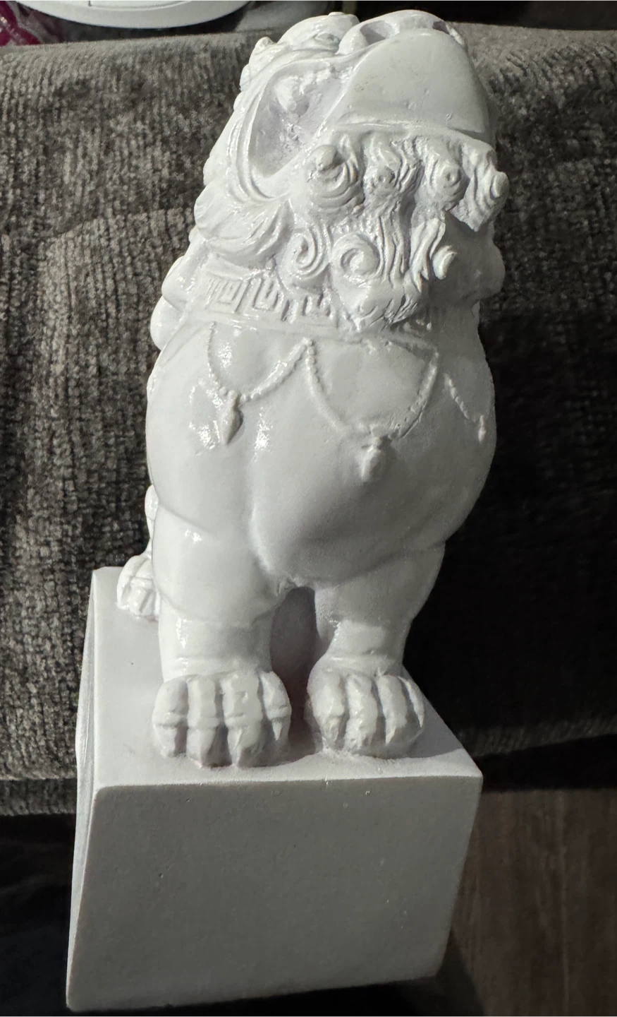 White Foo Dog Statue - photo 2