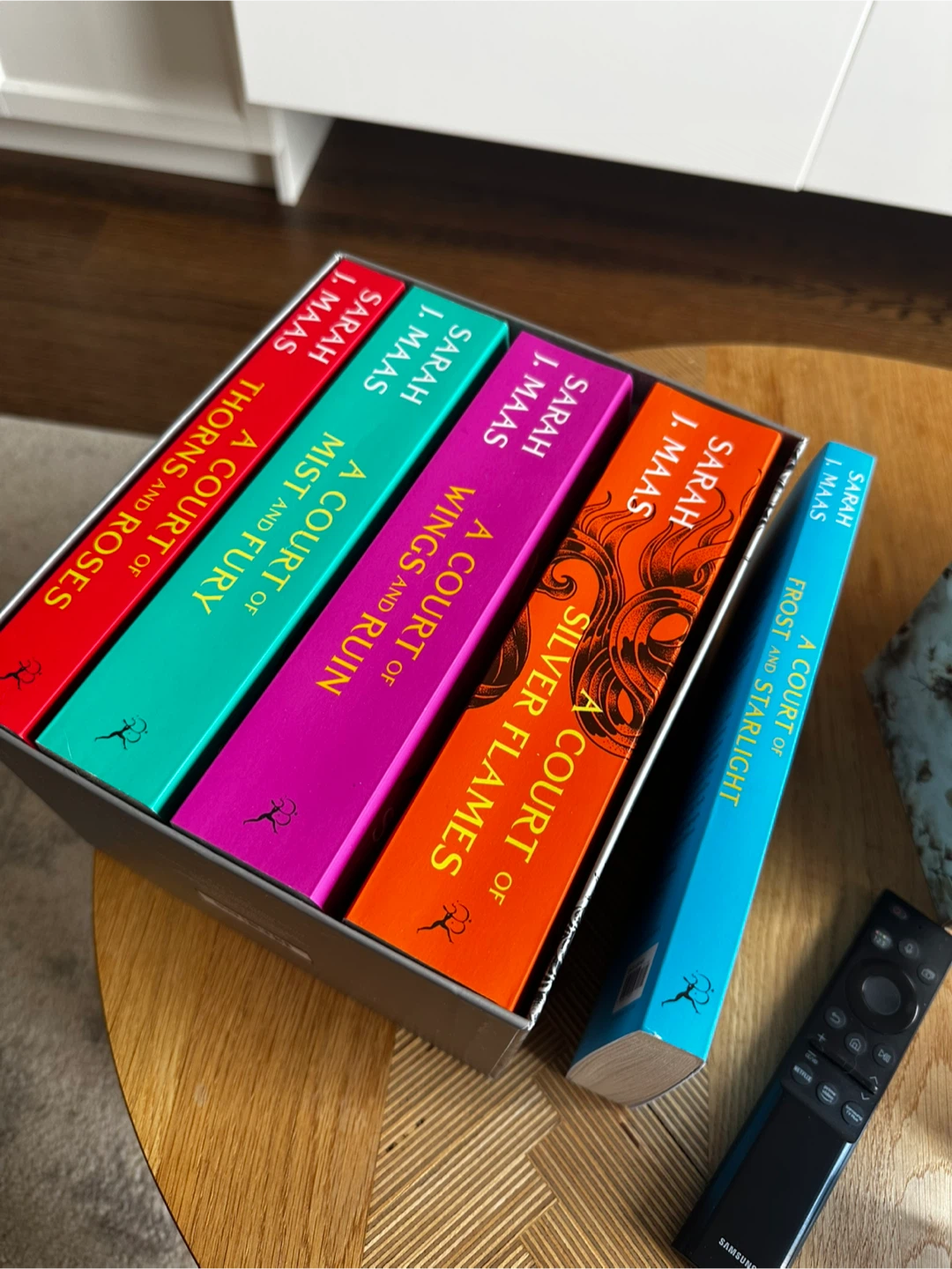 A Court of Thorns and Roses 5-Book Box Set by Sarah J. Maas - photo 2