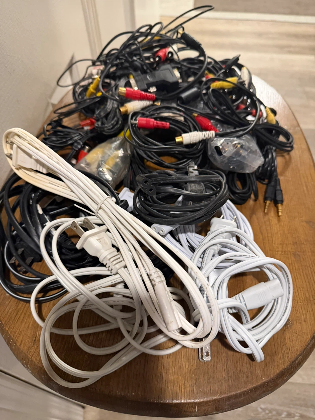 Assorted Audio and Video Cables - photo 3
