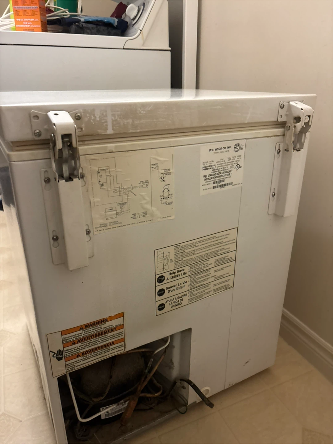 W.C. Wood Co. Inc. Chest Freezer - photo 3