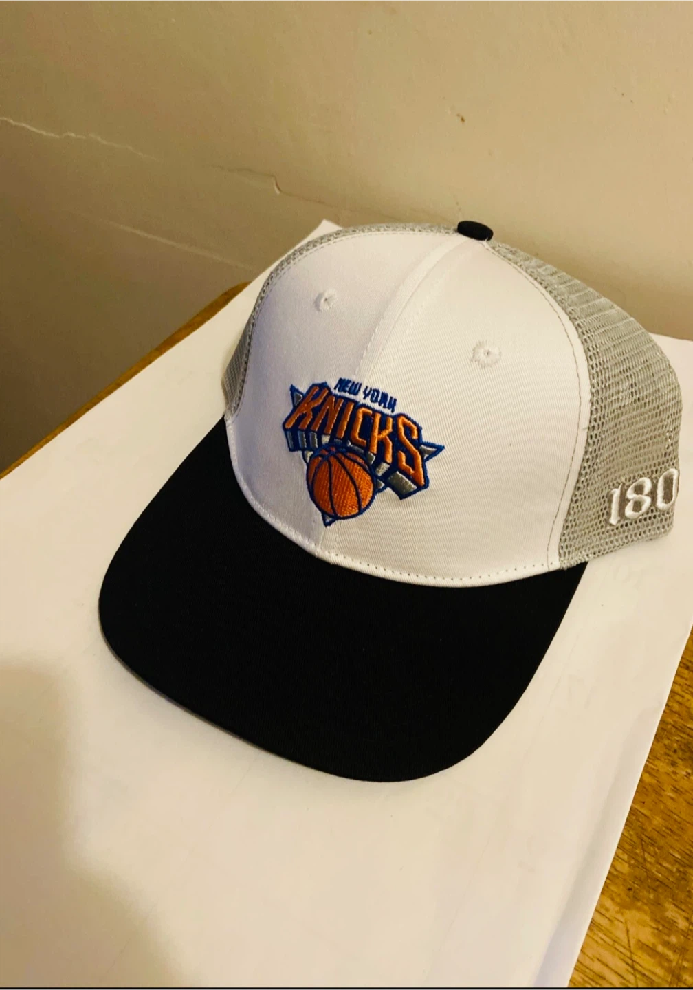 New York Knicks Mesh Trucker Hat - photo 2