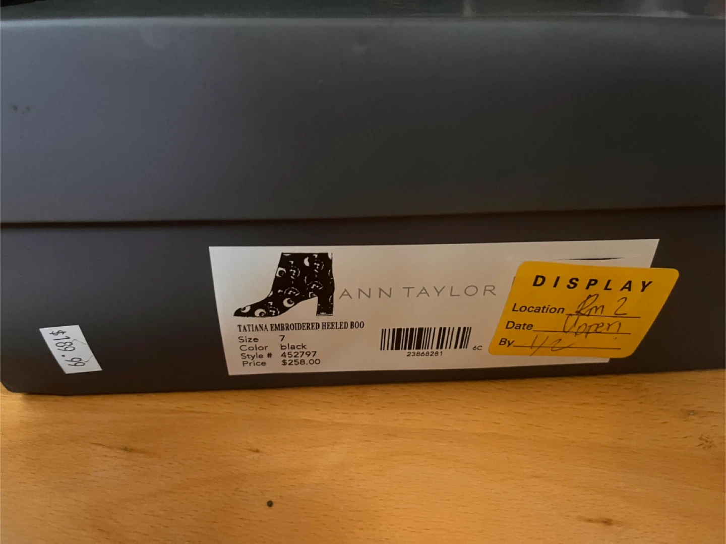 NEW Ann Taylor Boots - Size 7 - photo 2