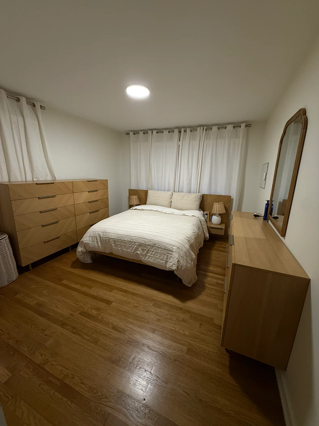 Queen bedroom set