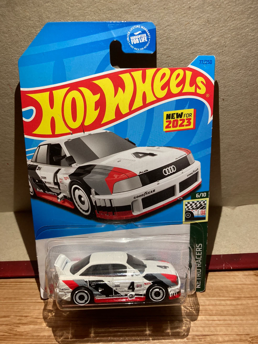 Hot Wheels / Audi 90 Quattro / White