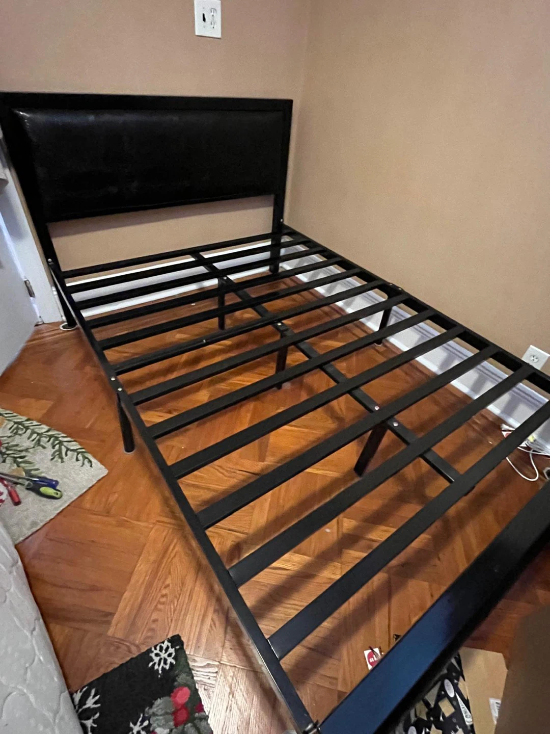 CAMA FULL SIZE - FREE