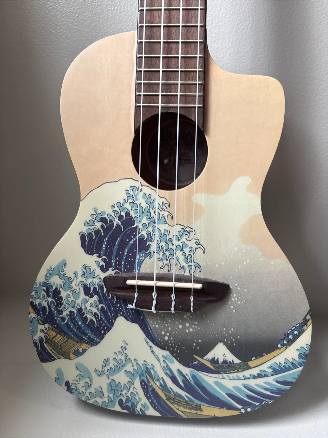 Luna Ukulele with "The Great Wave off Kanagawa" design