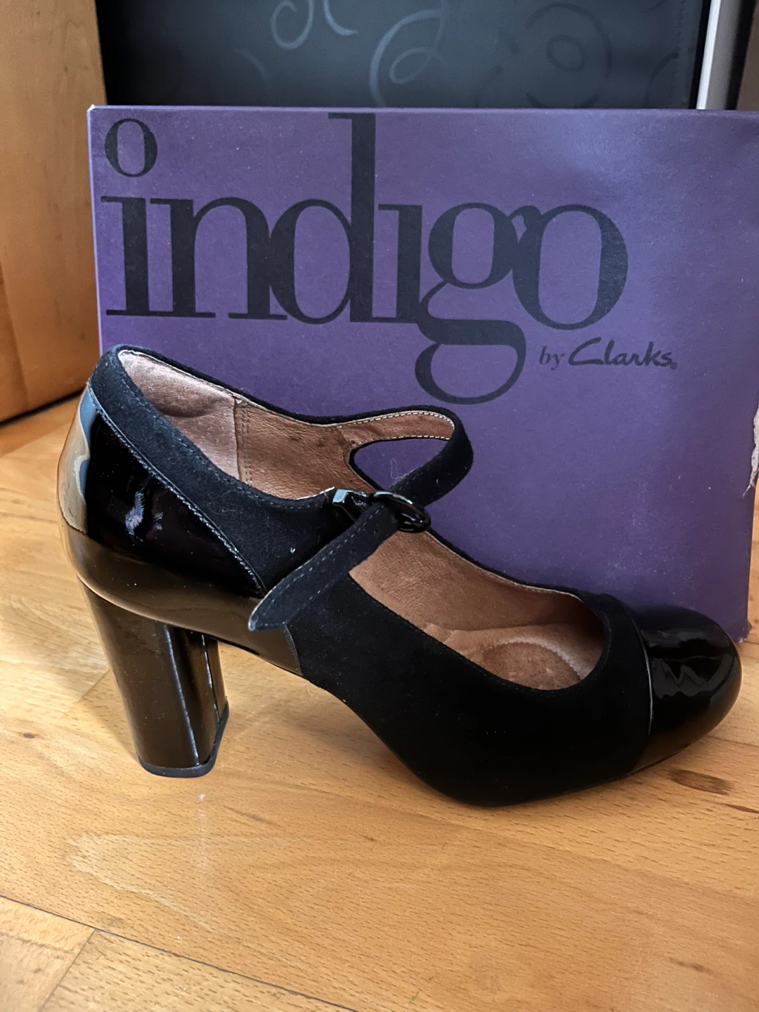 Indigo by Clarks Women's Black Loyal Peony Heels - Size 7M