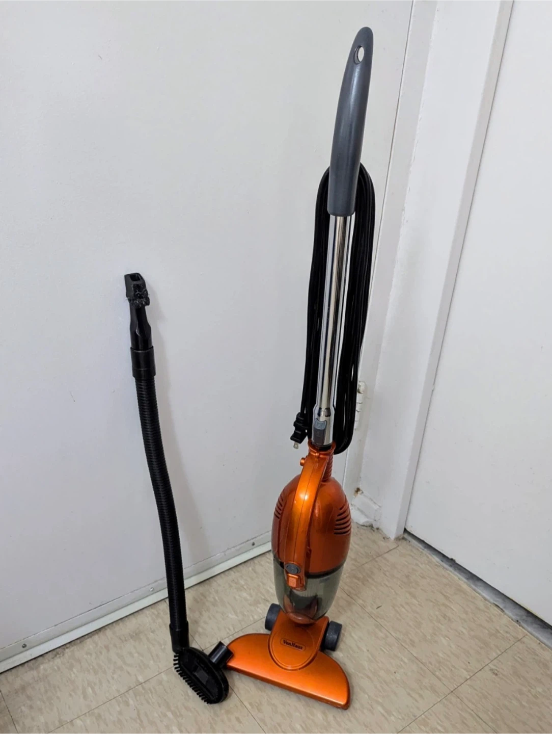 VonHaus Orange Handheld Vacuum Cleaner with Accessories