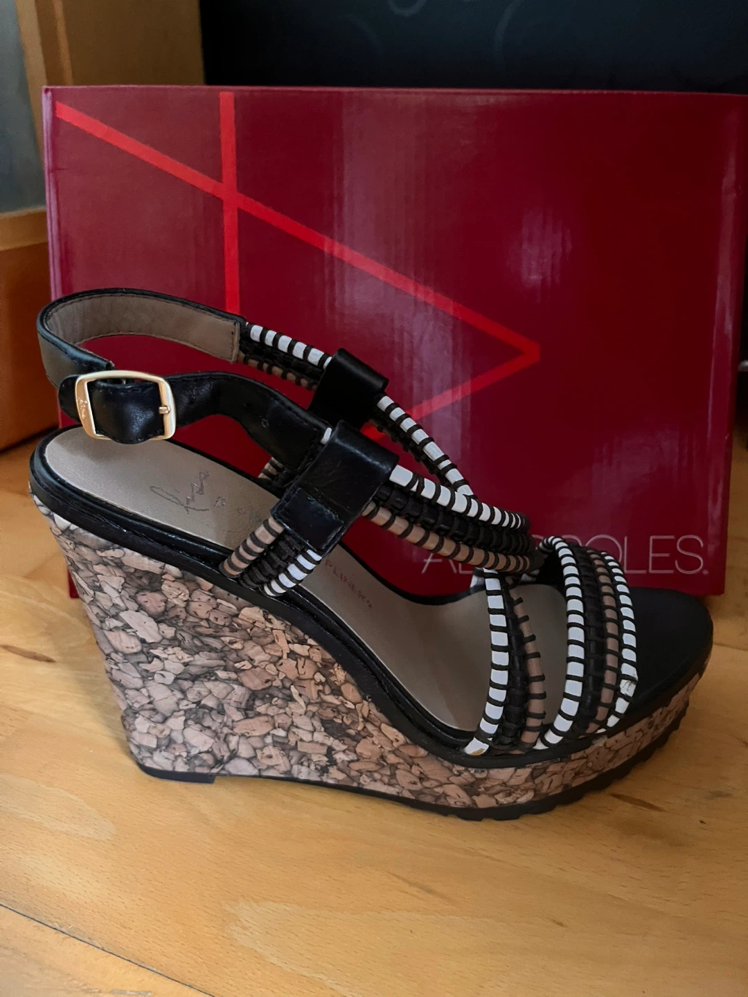 New Donald Pliner Wedge Sandals