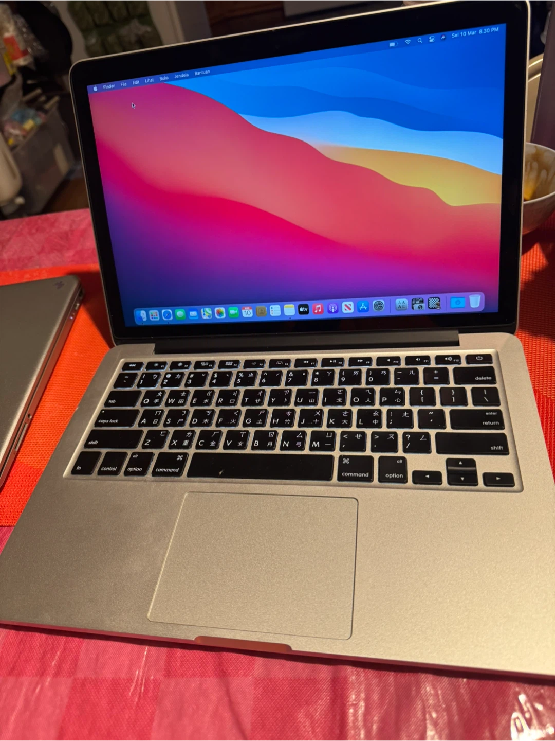 Apple MacBook Pro Laptop i5