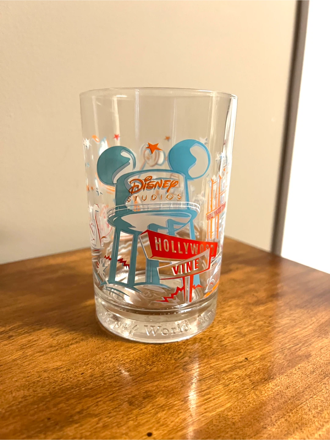 Vintage Disney Studios Glass - photo 2