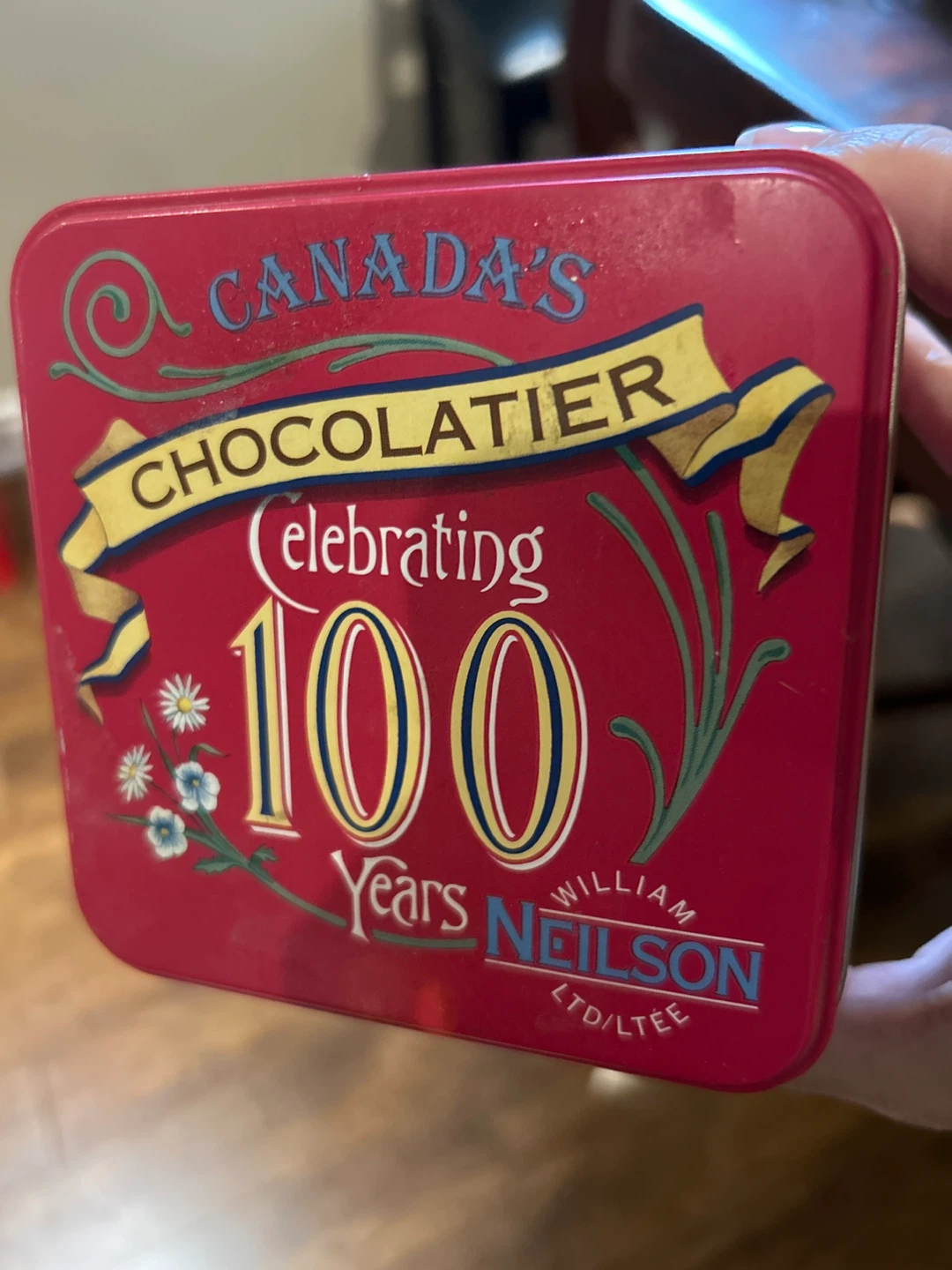 William Neilson Limited Edition Chocolate Tin - photo 2