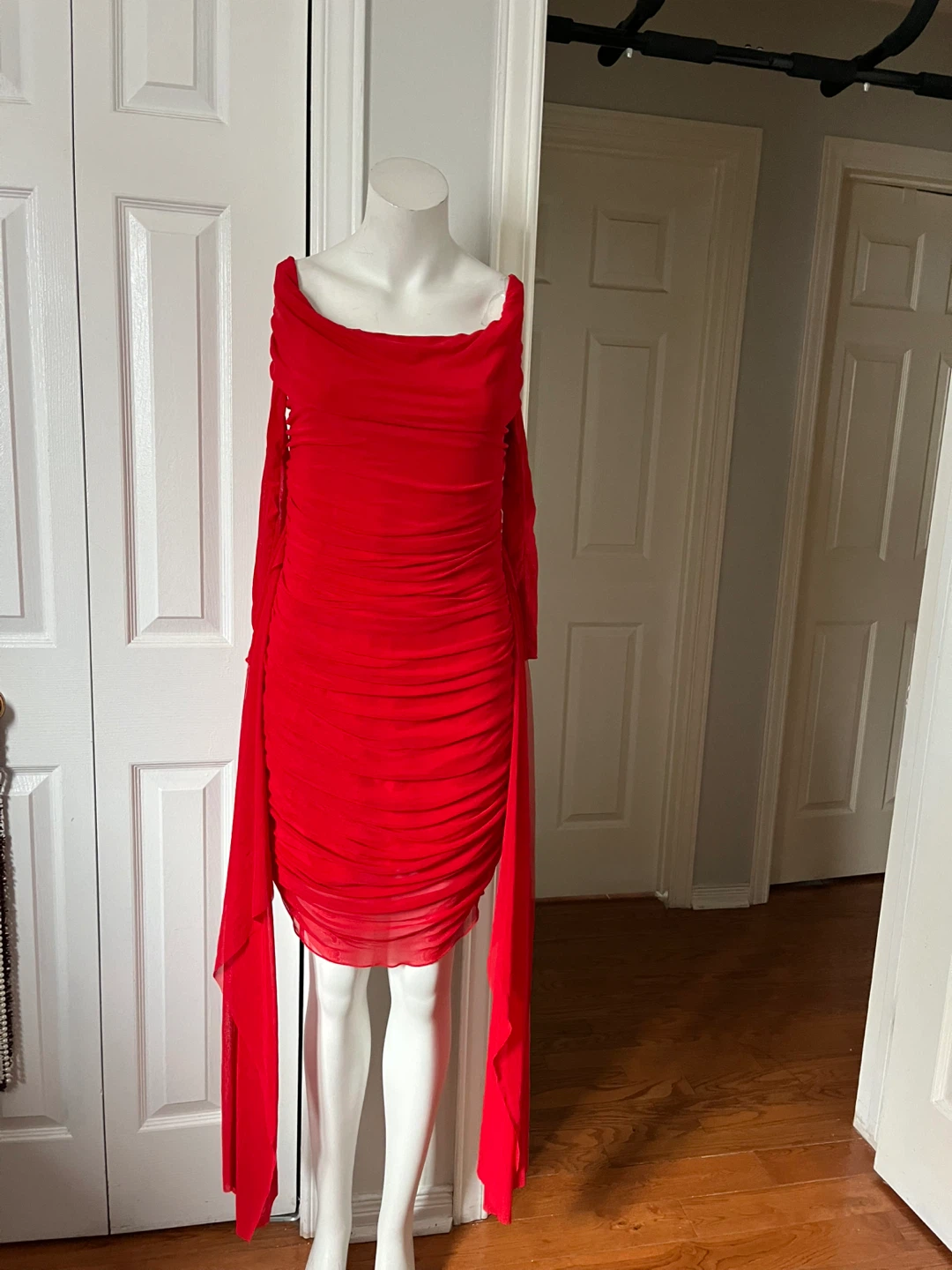 Women's Red Ruched Off-the-Shoulder Mini Dress - photo 4