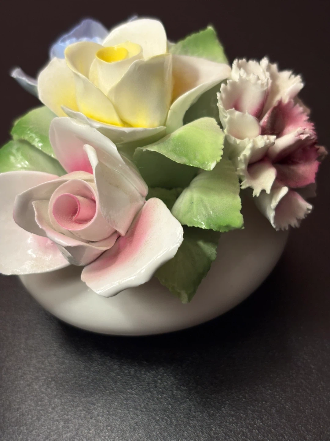 The Princess Collection Porcelain Flower Arrangement