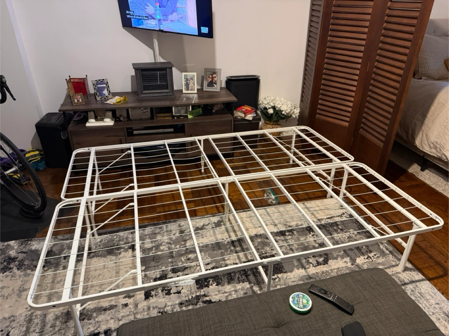 Zinus Queen SmartBase Mattress Frame for Queen bed - photo 2