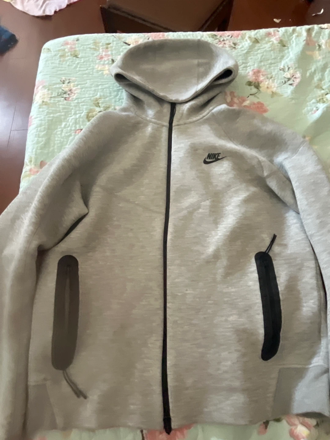 Nike Tech Fleece Hoodie Grey Size L